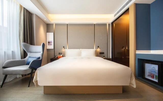 Kunming Green Lake Atour Hotel