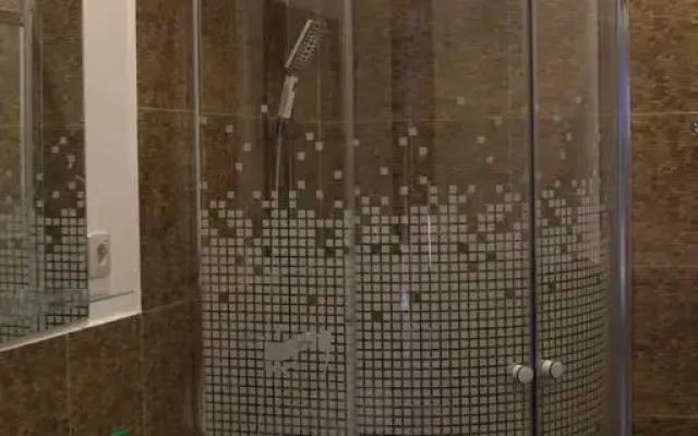 Vitrazhi Hotel