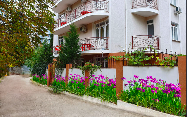 Lyudmila Guest House