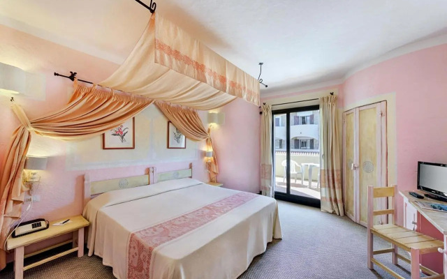 Grand Hotel Smeraldo Beach