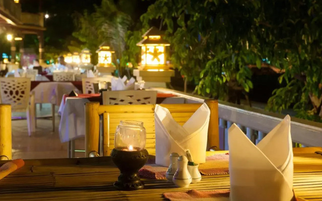 Phi Phi Island Cabana Hotel