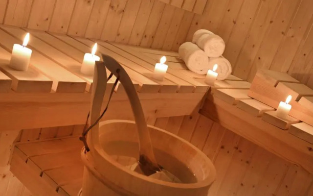 Millennium Hotel Hail