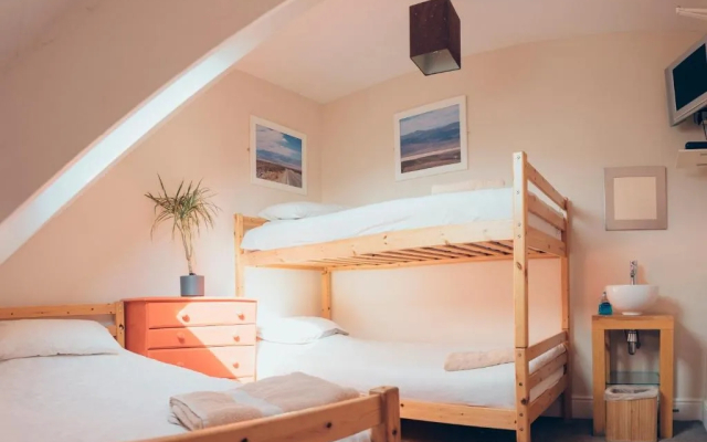 Smarties Guest House