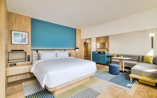 voco Bangkok Surawong by IHG