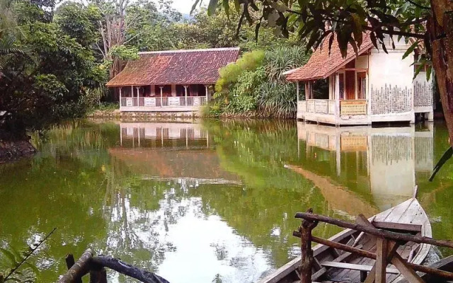 Sapulidi Cafe, Resort & Gallery