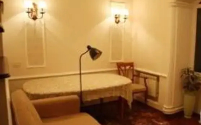 Kleopatra Mini-otel'