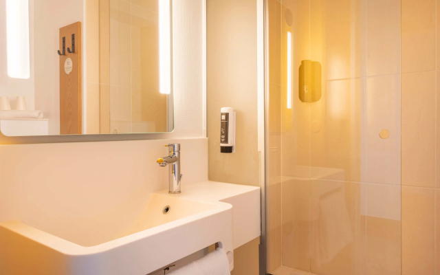 B&B HOTEL Martigues Port-de-Bouc