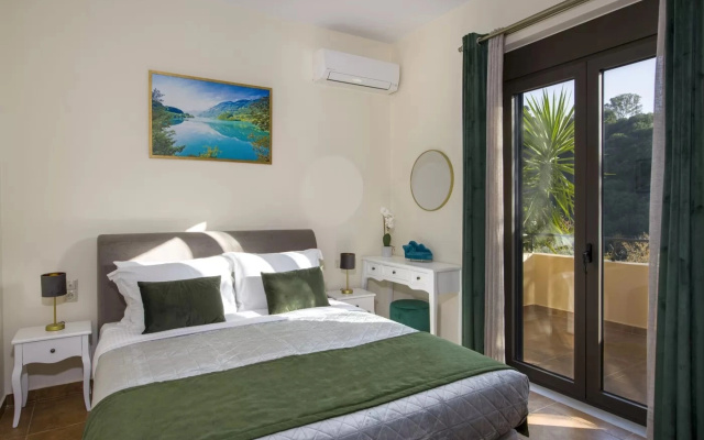 Serenity River Villa