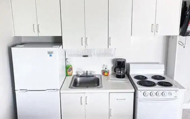 Ocean Front Casablanca Studios with FULL KITCHENS & Beach access By BL Rentals