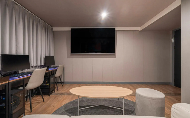 Urban HOTEL&PLAY