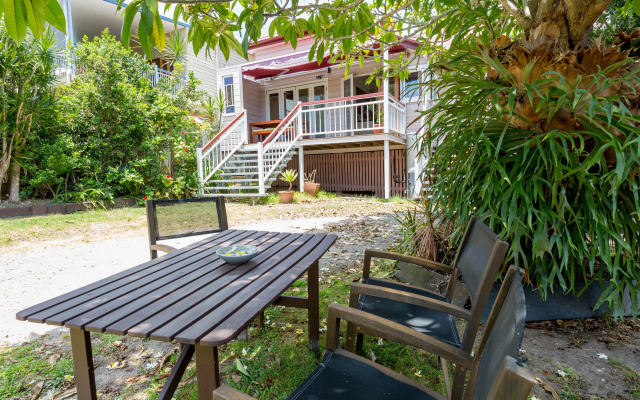99 Kirkland Bed & Breakfast
