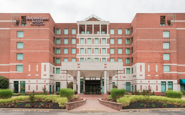 DoubleTree Suites by Hilton Hotel Philadelphia West