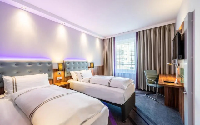 Premier Inn Duesseldorf City Centre Hotel