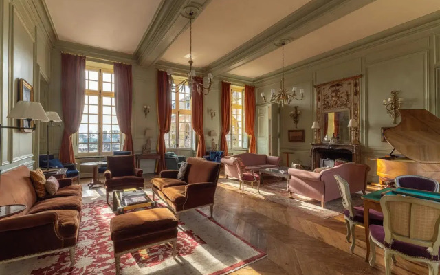 Le Château d Etoges