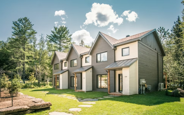 Хостел Manitonga