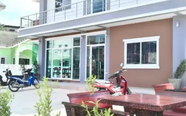 Baan Samrarn