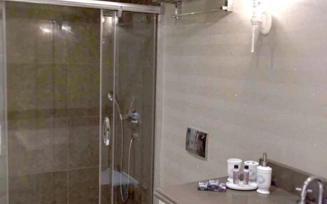 Ena Boutique Hotel & Residences