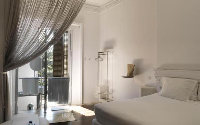 Chic & Basic Born Boutique Hotel