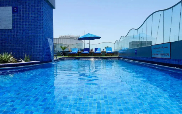 Samaya  Deira