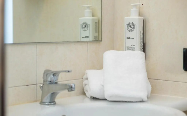 Отель Garibaldi Palace