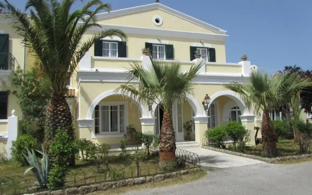 Levant Hotel