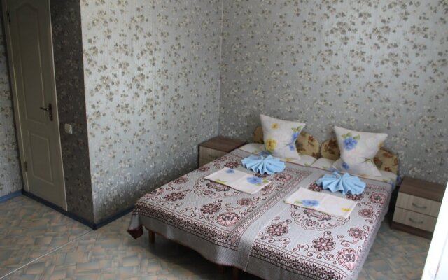 Yuliya Guest House