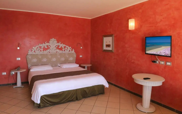Janus Hotel