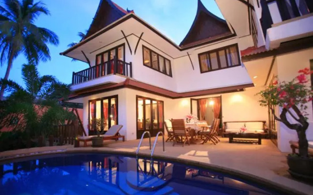 Paradise Island Estate