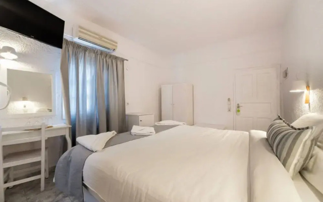 Athermi Suites - Adults Only