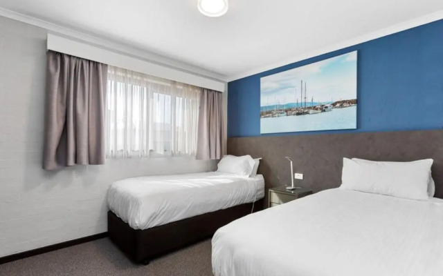 Apollo Bay Motel & Apartments