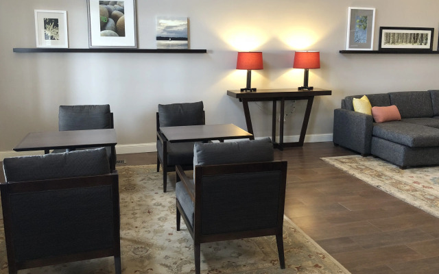 Country Inn & Suites by Radisson, Rapid City, SD