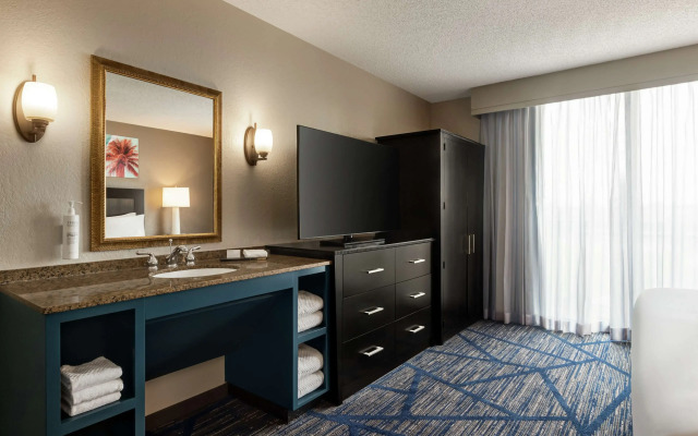 Embassy Suites by Hilton Miami International Airport