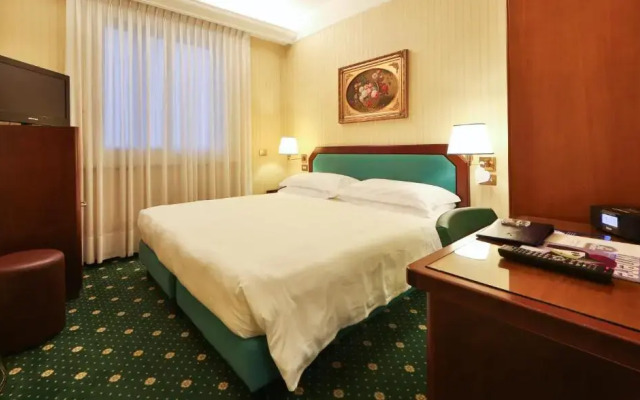 Astoria, Sure Hotel Collection by Best Western Hotel