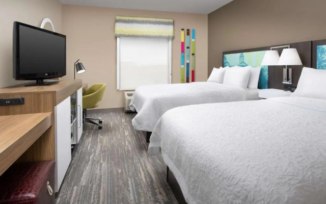 Отель Hampton Inn & Suites Lake City