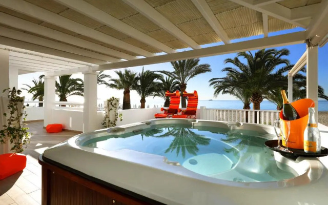 Ushuaïa Ibiza Beach Hotel - Adults Only
