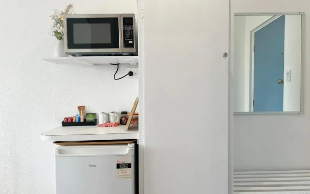 Mollymook Ocean View Motel - Welcoming Guests 18 Years and Older