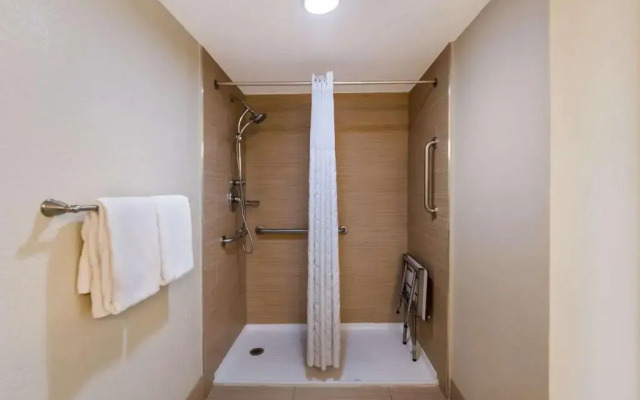 Comfort Inn South Oceanfront