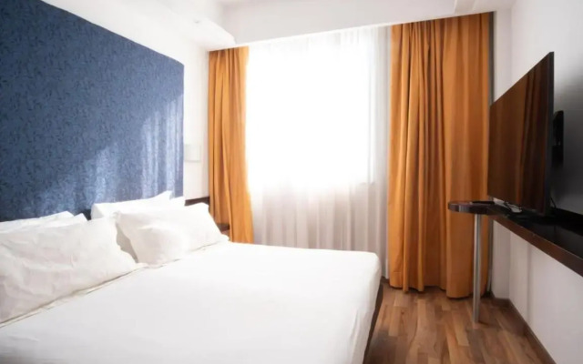 Imperatori Hotel