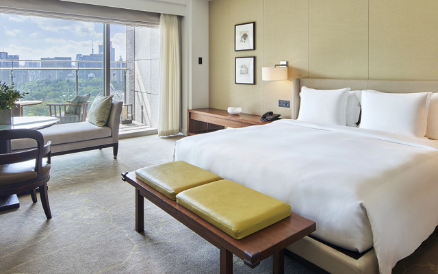 Deluxe Twin Club room with balcony and with Tokyo city view (트윈 침대 2개) 사진 1