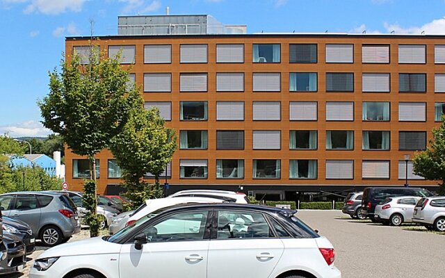 Holiday Inn Express Zurich Airport by IHG