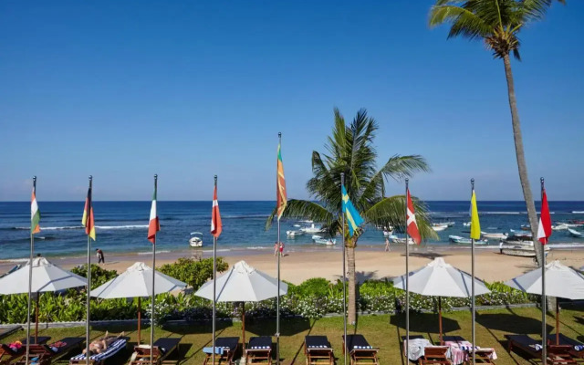 Coral Sands Hotel