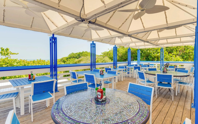 Naples Grande Beach Resort