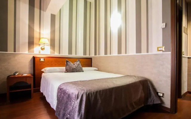 Astor Hotel