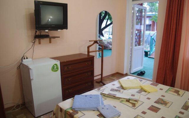 Guest house Yuranik