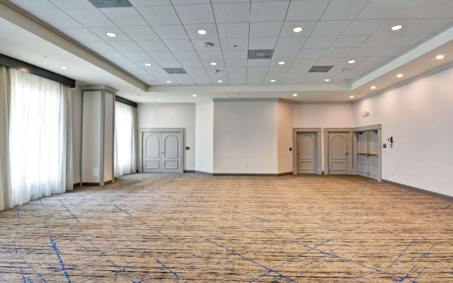 Embassy Suites by Hilton Miami International Airport