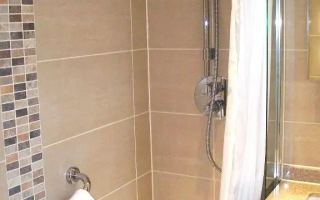 London Bloomsbury Square Hotel