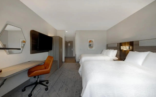 Holiday Inn Express & Suites Chino Hills by IHG