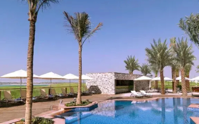 Yas Plaza Bay by IHG