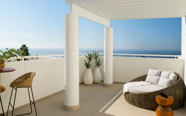 Sandbourne Santa Monica, Autograph Collection