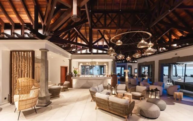 Maradiva Villas Resort & Spa
